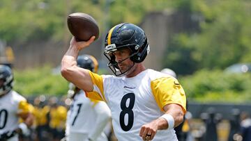 The Pittsburgh Steelers opened up their mandatory minicamp on Tuesday, and Aaron Rodgers had a big surprise in his first day in a Steeler uniform.