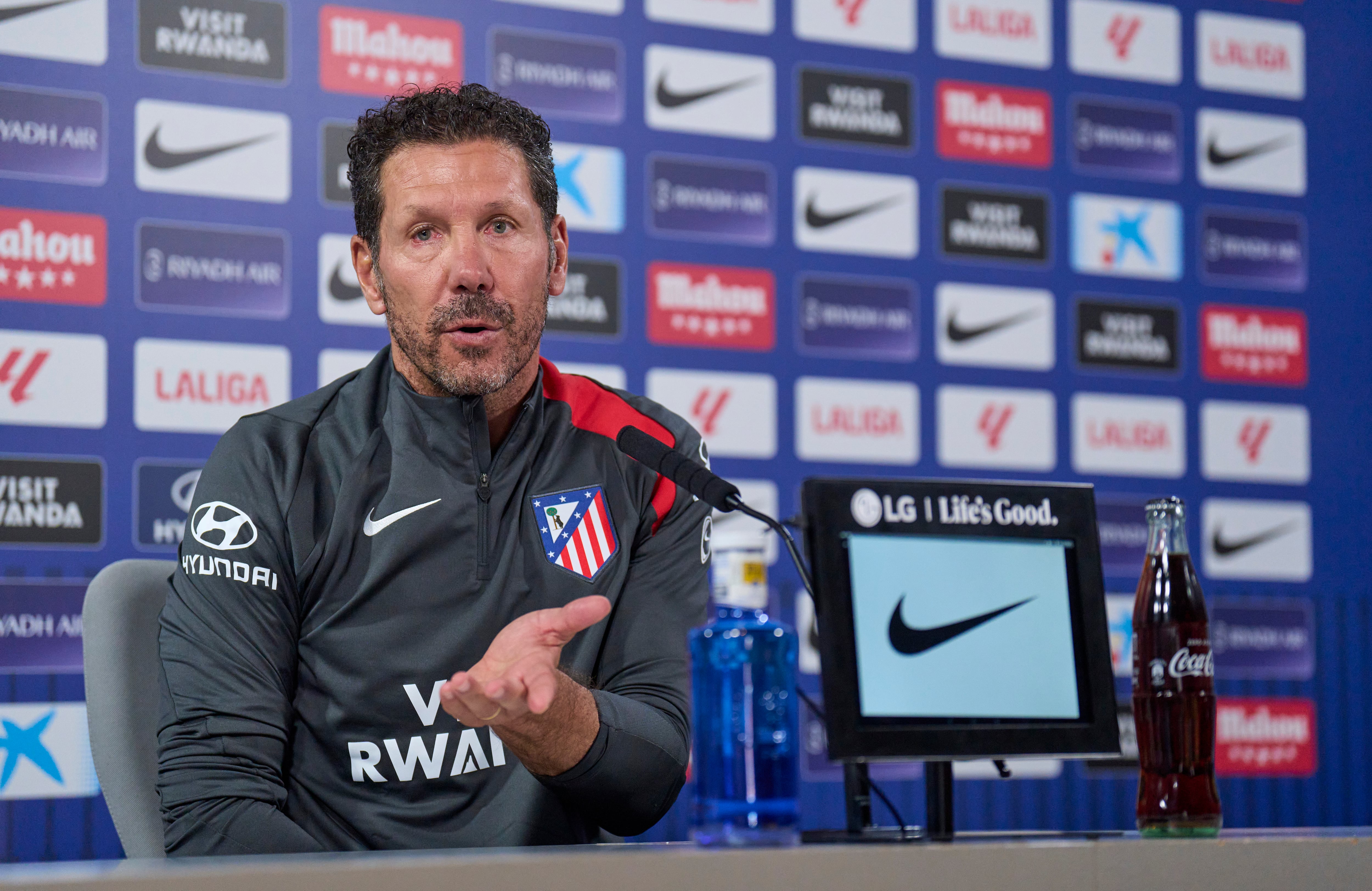 Simeone: “Es una linda oportunidad para que los chicos demuestren las razones por las que están en el Atlético”