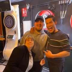 Littler celebra su Mundial con medio millón de libras… ¡en Benidorm!