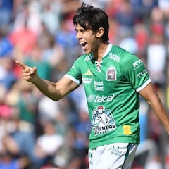 Macías podría ser el campeón de goleo mexicano más joven