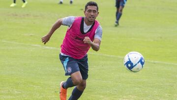 Elías Hernández se enganchó con aficionados de Cruz Azul