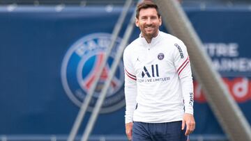 Paris Saint-Germain&#039;s Argentinian forward Lionel Messi attends a training session at the Camp des Loges Paris Saint-Germain football club&#039;s training ground in Saint-Germain-en-Laye, near Paris, France on August 19, 2021. 