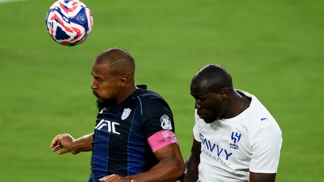 La probable llegada de Rondón abre la puerta de salida a Alemao y Paraschiv