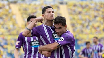 LAS PALMAS DE GRAN CANARIA, 07/12/2024.- El jugador del Real Valladolid Marcos André celebra el empate ante la Unión Deportiva Las Palmas, durante el partido correspondiente a la jornada décimo sexta de LaLiga EA Sports que disputan este sábado Estadio de Gran Canaria. EFE/Quique