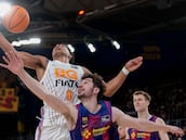 El Girona obliga al Barça a sudar la victoria