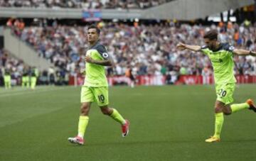 Temporada sensacional del brasile?o en Anfield. Sus buenas actuaciones han llamado la atenci¨®n de media Europa.
