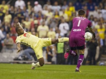 Las Águilas vencieron a Rayados por la mínima con anotación de Osvaldo Martínez. 