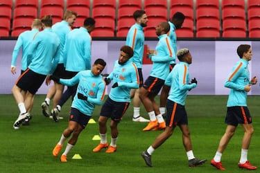 Koeman wary of facing 'the master' Cristiano Ronaldo