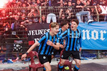 Romeo Vermant celebra su segundo gol del partido.