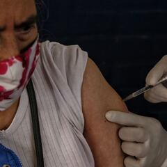 Estudio de MinSalud revela que vacunación evita más del 70% de muertes por covid-19