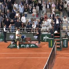 El gesto de Alcaraz cuando Musetti abandonaba la Chatrier lesionado: el murciano es patrimonio nacional