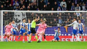 El Espanyol rema y se queda en la orilla