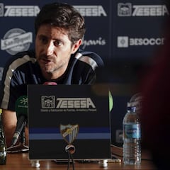 Víctor arremete contra la gestión del club: "Eso no es profesional"