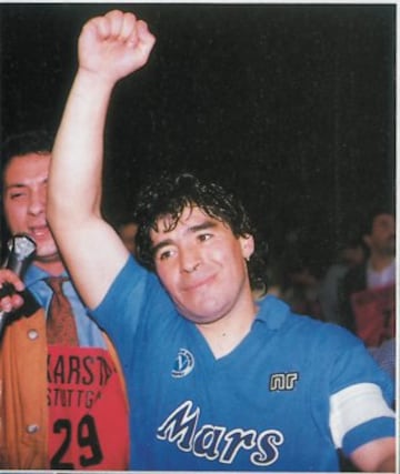 Diego Armando Maradona.