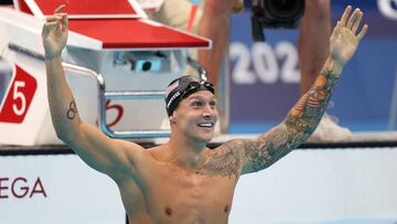 Caeleb Dressel, tras ganar el oro en los 100 libres.