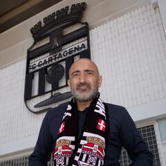 Abelardo quiere estar “mucho tiempo” en el Cartagena