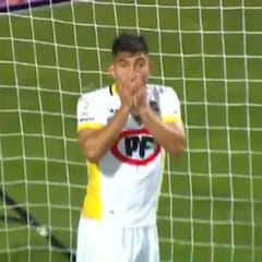 ¡No se puede creer! El increíble que gol que falló Mathías Pinto