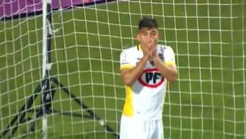 ¡No se puede creer! El increíble que gol que falló Mathías Pinto