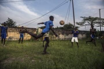 Fútbol en Franceville una de las ciudades más grandes de Gabón 