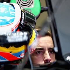 Alonso en Suzuka: Cuatro vueltas, un susto y noveno