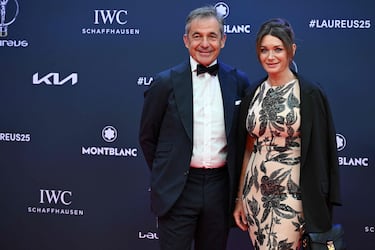 El extenista español Emilio Sánchez posa en la alfombra roja.