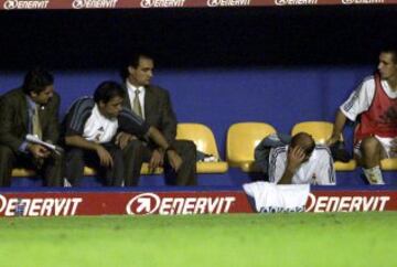 En el banquillo, Zidane se quejó tanto de la lesión como de la mala actuación de su equipo. Minutos después de su cambio, Rubén adelantaba a los canarios por tercera (y casi definitiva) vez en el marcador...