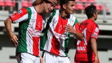 La alegría tricolor en su triunfo 700 por Torneos Nacionales. Diego Chaves anotó un triplete.