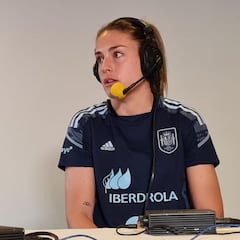 Alexia, ironiza: "Sí, nos llevamos fatal con Misa..."