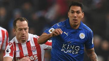 Leo Ulloa explota en furia: Se va de Leicester por una "traición"