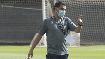 El Huesca busca con urgencia un lateral derecho