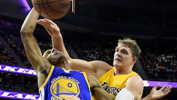 Mozgov llega a los Lakers tras un año de muchos problemas físicos en Cleveland.