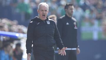 Javier Aguirre: "Miguel Herrera está calificado para dirigir en Europa"