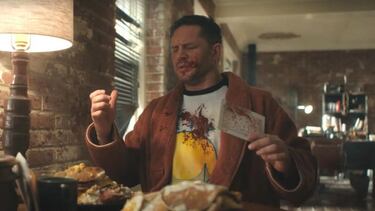 Venom 2 desvela una escena eliminada: ¿qué pasó con las gallinas de Eddie?