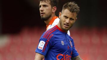 Futbol, Cobresal vs Universidad de Chile.
Sexta fecha, campeonato de Apertura 2016/17.
El jugador de Universidad de Chile Gaston Fernandez es fotografiado durante el partido de primera division contra Cobresal disputado en el estadio La Portada de La Serena, Chile.
11/09/2016
Andres Pina/Photosport***********
Football, Cobresal vs Universidad de Chile.
6th date, Aperture Championship 2016/17.
Universidad de Chile's player Gaston Fernandez is pictured during the first division football match against Cobresal at the La Portada stadium in La Serena, Chile.
11/09/2016
Andres Pina/Photosport
