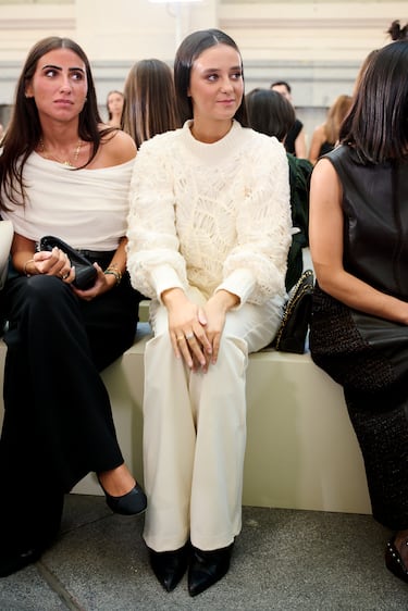 Victoria Federica de Marichalar y Borbón asiste a la presentación de la colección Simorra 'Fractals' durante la Semana de la Moda Mercedes-Benz de Madrid en el Palacio De Cibeles.
