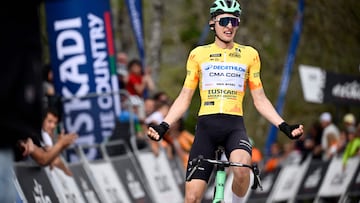 Current overall ranking leader Team Decathlon CMA CGM's French rider Paul Seixas celebrates winning the second stage of the Basque Country's Itzulia cycling tour, a 164.1 km race between Pamplona and Mendukilo cave, near Astitz, on April 7, 2026. (Photo by ANDER GILLENEA / AFP)