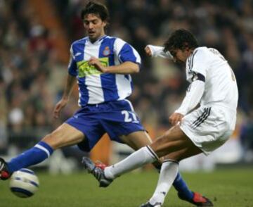 Dani Jarque durante un partido frente al Real Madrid en 2005.