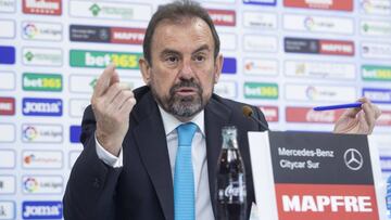 ?ngel Torres pide que en el VAR haya "¨¢rbitros independientes"