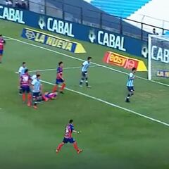 La espectacular atajada con que Arias brilló ante San Lorenzo