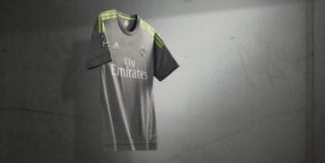Segunda equipación del Real Madrid.