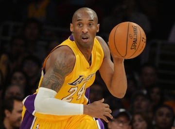 'The Black Mamba' es el segundo gran anotador 'laker' en playoffs, con 5,640 puntos en 220 partidos. Además, es el tercer máximo encestador en la liga.