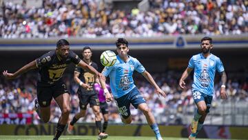 (L-R), Diogo de Oliveira of Pumas and Kevin Alvarez of Pachuca during the game Pumas UNAM vs Pachuca, corresponding to Round 12 of the Torneo Clausura 2023 of the Liga BBVA MX, at Olimpico Universitario Stadium, on March 19, 2023.

<br><br>

(I-D), Diogo de Oliveira de Pumas y Kevin Alvarez de Pachuca durante el partido Pumas UNAM vs Pachuca, Correspondiente a la Jornada 12 del Torneo Clausura 2023 de la Liga BBVA MX, en el Estadio Olimpico Universitario, el 19 de Marzo de 2023.