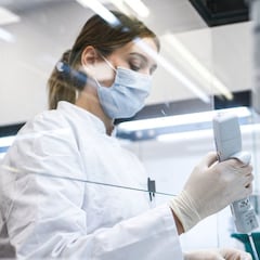 Hallan nuevos anticuerpos que neutralizan a Ómicron