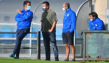 "Estamos aqu¨ª nosotros porque el Racing quiere un proyecto basado en la cantera"