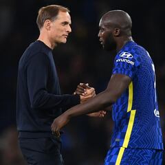 Lukaku in need of teammates' help according to Trezeguet