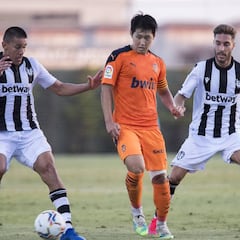 Rochina, otra baja en el arranque para Paco López