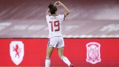 Esther Gonz&aacute;lez celebra su gol con Espa&ntilde;a ante la Rep&uacute;blica Checa. 