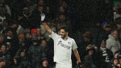 Raúl Jiménez, a la caza de Alexis Sánchez en Premier League