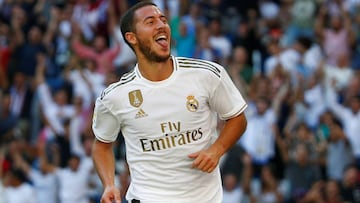 Soccer Football - La Liga Santander - Real Madrid v Granada - Santiago Bernabeu, Madrid, Spain - October 5, 2019  Real Madrid&#039;s Eden Hazard celebrates scoring their second goal   