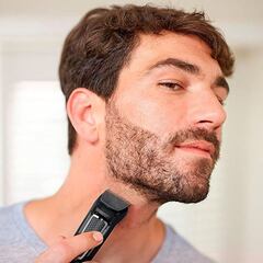 Esta recortadora Philips todo en uno para barba, cabello, nariz y oreja suma 13.000 valoraciones